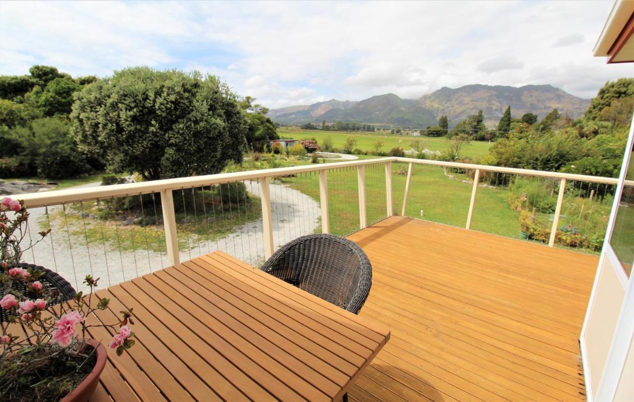 Labyrinth Gardens Guest House Takaka Exterior photo